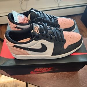 Jordan 1 Low Retro Bleached Coral